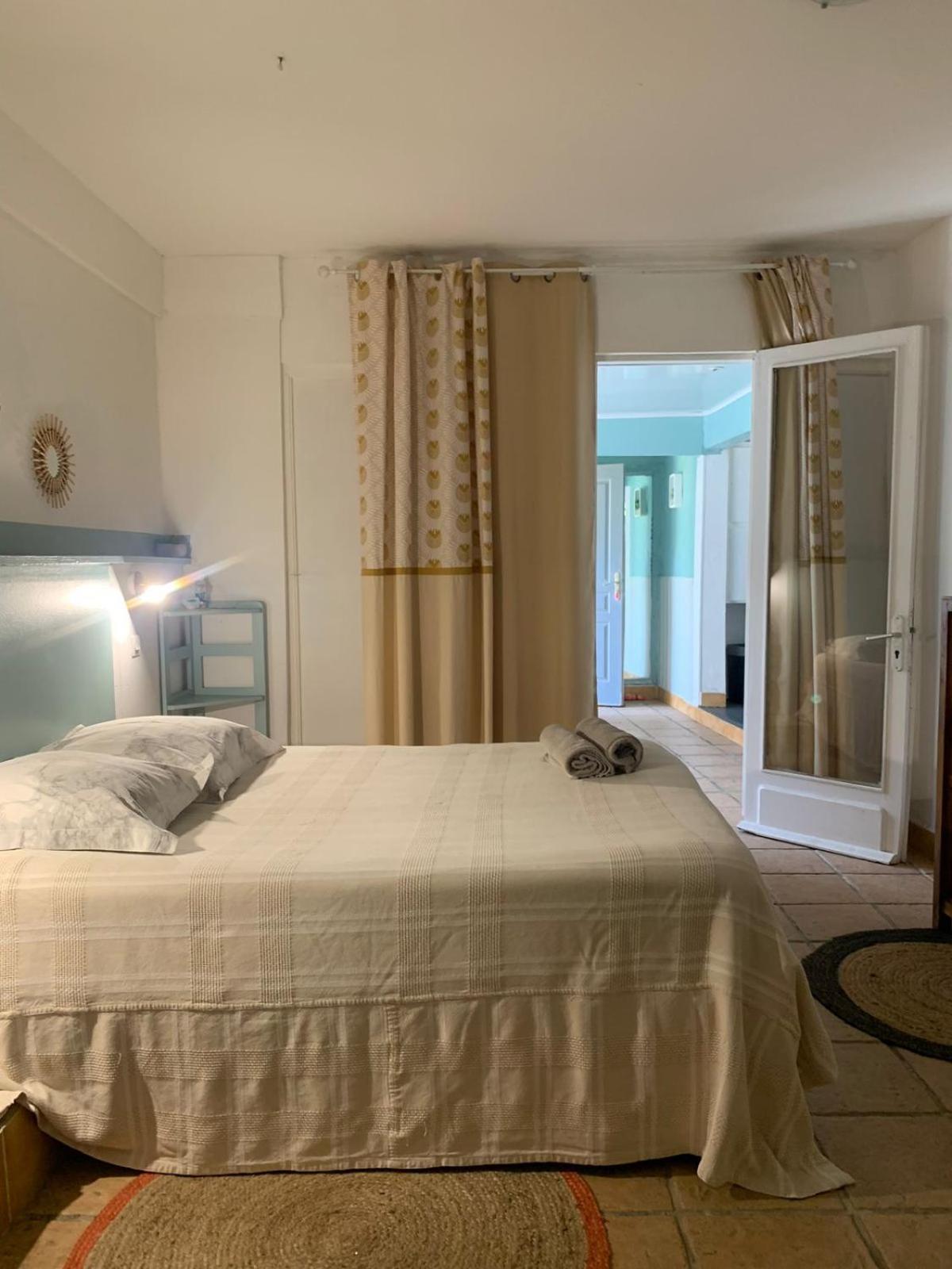 Le Medinilla Bed and Breakfast Bras-Panon Εξωτερικό φωτογραφία